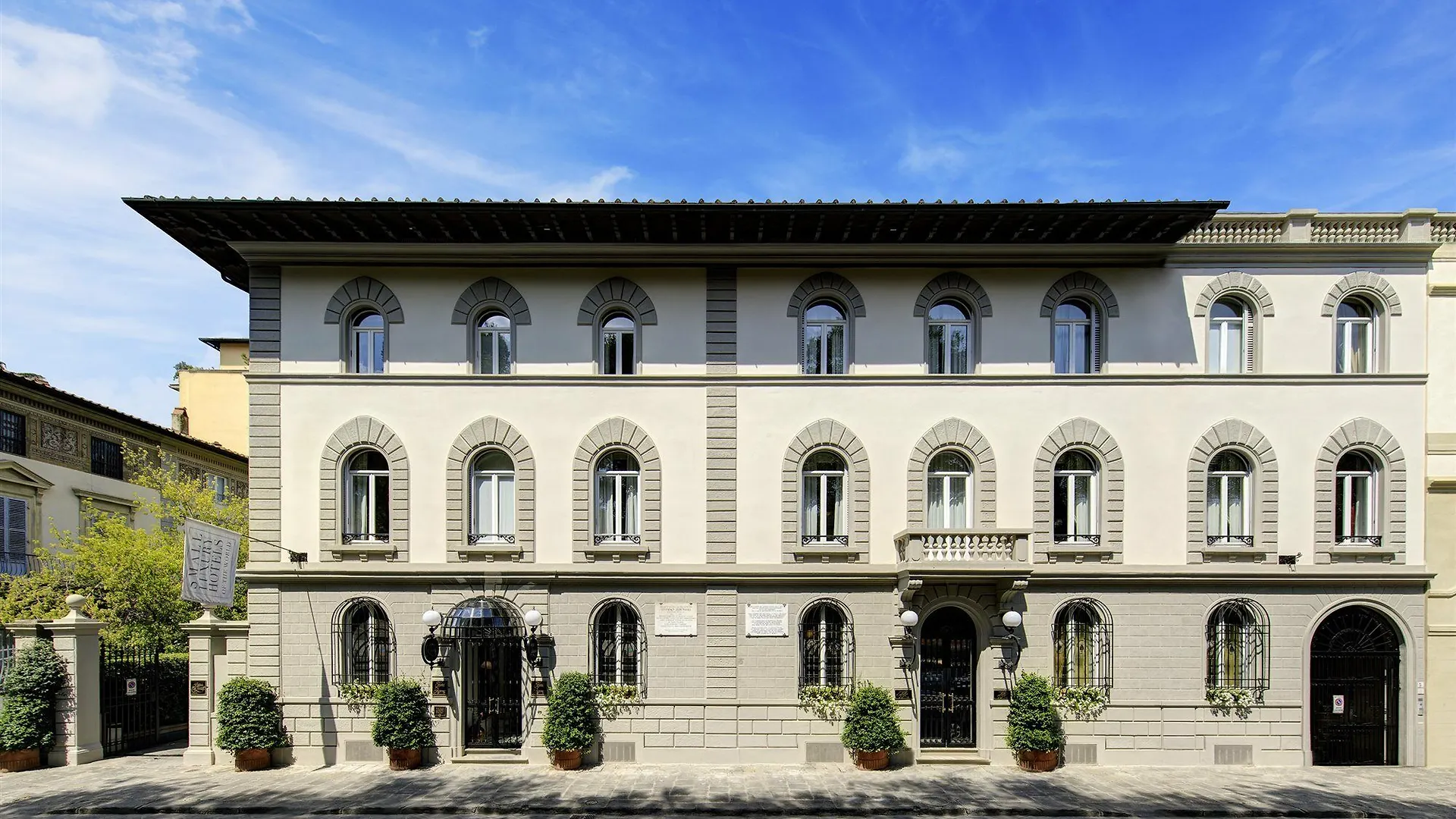 Hotel Regency - Small Luxury Hotels Of The World Florens
